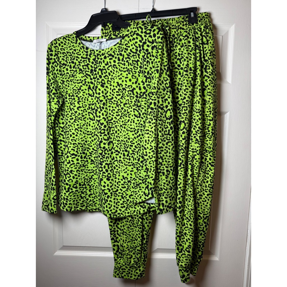 Zenana green and black leopard print set long-sleeved top and matching joggers